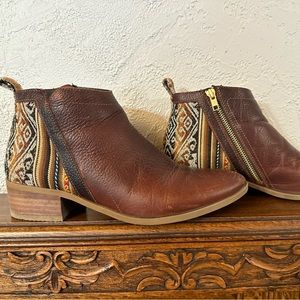 Inkkas Brown Leather Bootie size 9